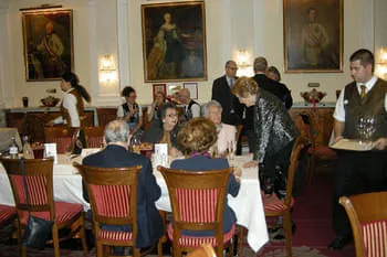 Vorweihnachliches Beisammensein des Österreichischen Clubs Bild 19