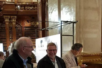 Ein Jahrhundert in Bildern 1925 – 2025 Prunksaal der Österreichischen Nationalbibliothek Bild 26