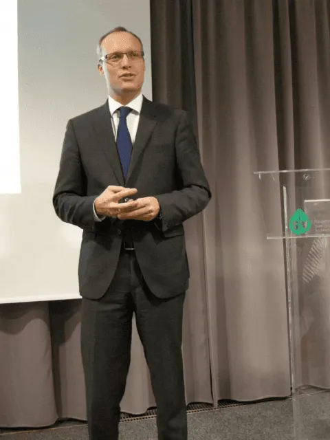 Vortrag-von-Dr-Alexander-Biach Vortrag-von-Dr-Alexander-Biach
